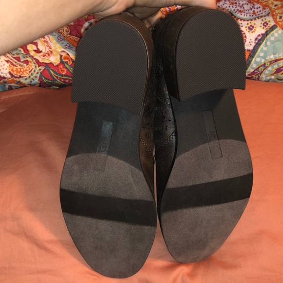 New Direction Booties - Picture 5 of 5